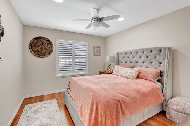 Building Photo - 17274 Ventana Dr