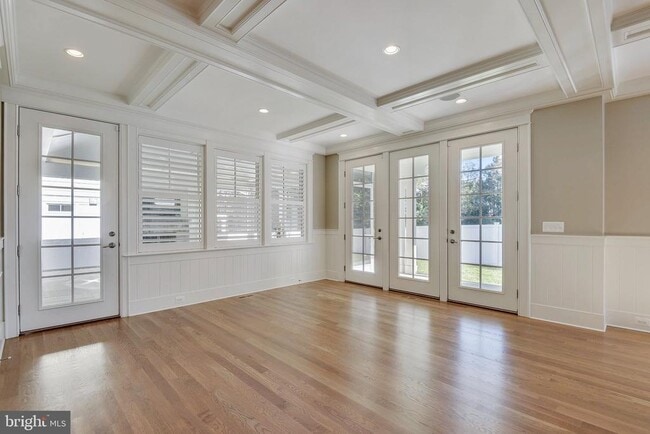 Building Photo - 8703 Bradmoor Dr