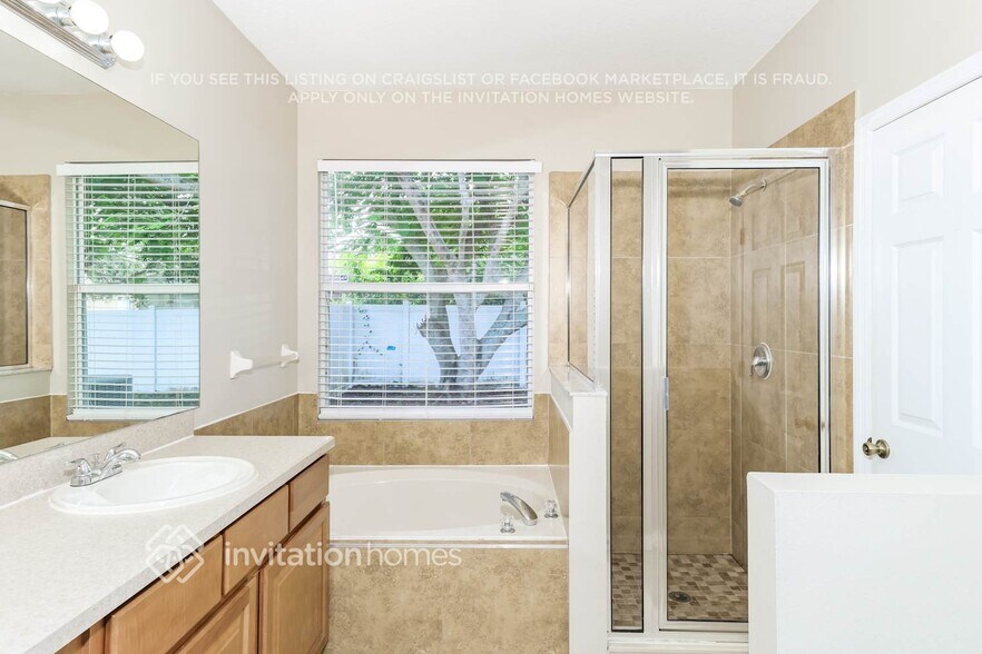 Building Photo - 4122 Collinwood Dr
