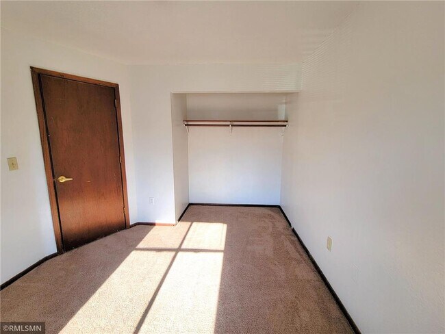Building Photo - 417 S Wasson Ln