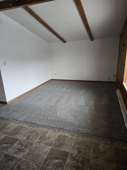 Building Photo - 3797 D St NE