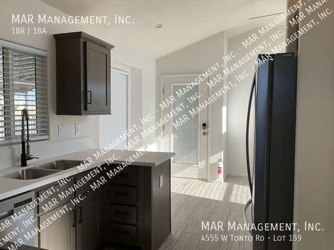 Building Photo - 4555 W Tonto Rd