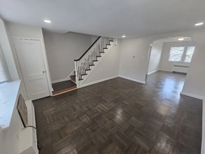 Building Photo - 6449 Marsden St