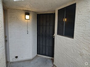 Building Photo - 2 Bedroom - 2.5 Bath - 1145 Sq. Ft. - 1 Ca...