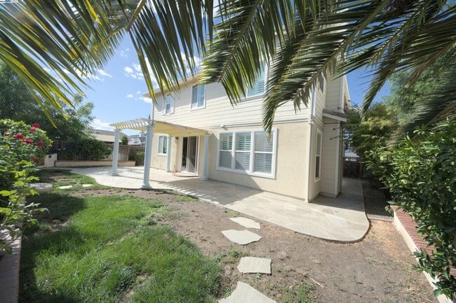 Building Photo - 1612 Marina Way