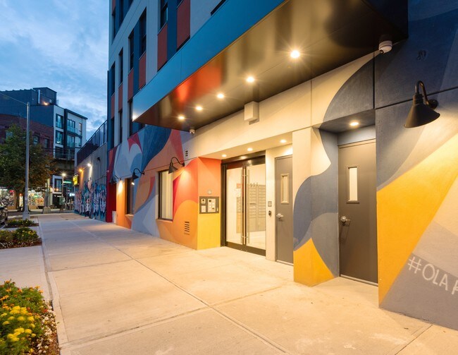 Building Photo - 951 Mad