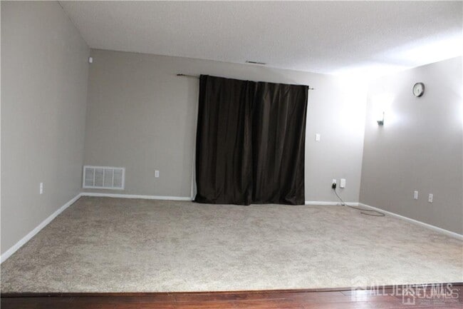Building Photo - 5219 Ravens Crest Dr