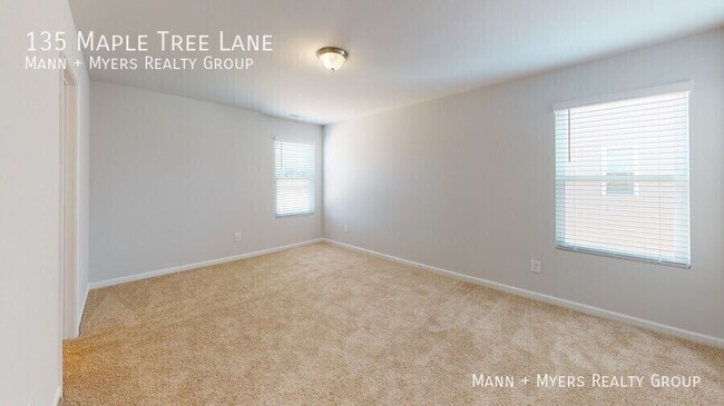 Building Photo - 135 Maple Tree Ln