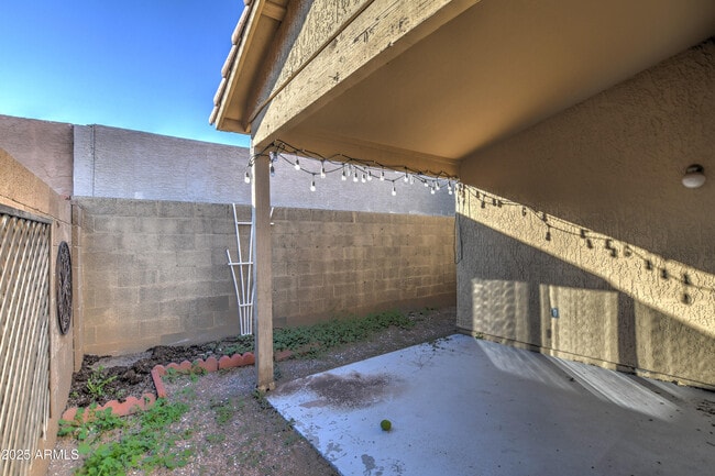 Building Photo - 11102 N 111th St