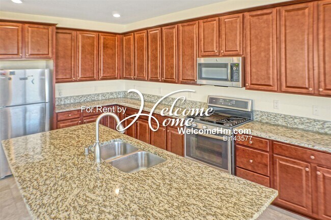 Building Photo - 10445 Mott Dr