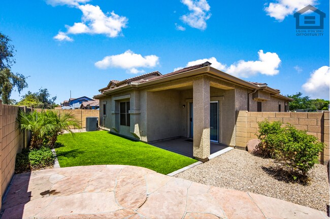 Building Photo - 3Bed/2Bath House at Ray Rd/Recker Rd! Ready for Immediate Move-In!