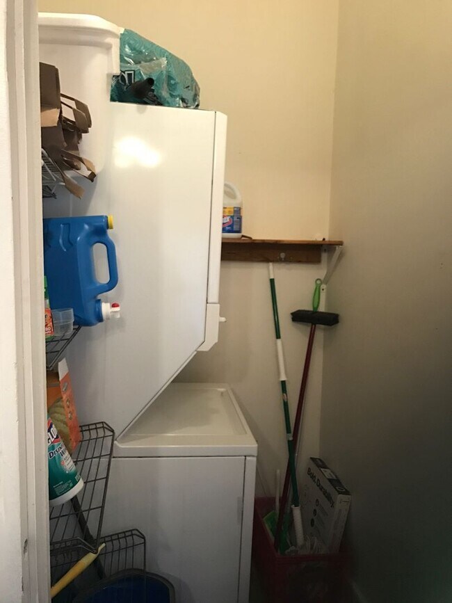 Building Photo - Charming 2BR Condo in Marigny