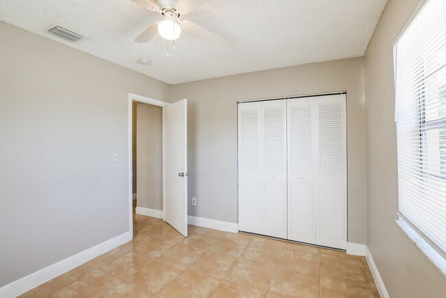 Building Photo - 18940 NW 33rd Pl