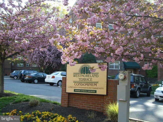 Building Photo - 1305 N Ode St