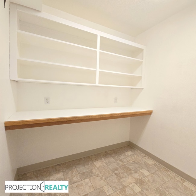 Building Photo - 34371 Church Rd