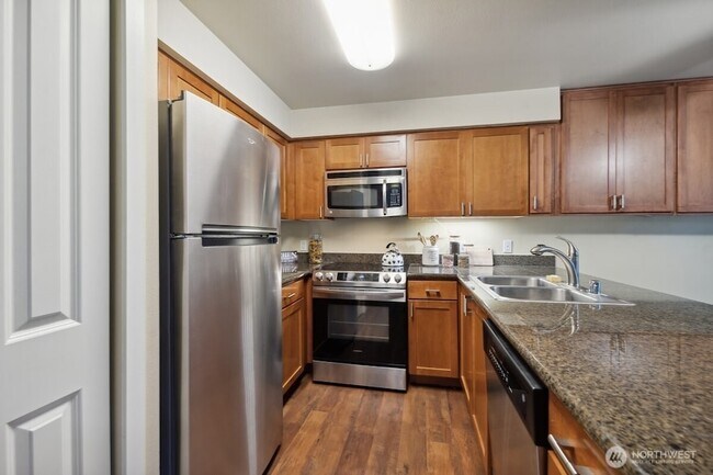 Building Photo - 12303 Harbour Pointe Blvd