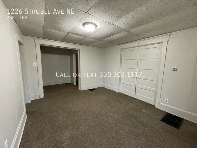 Building Photo - Two bedroom one bathroom first level apart...