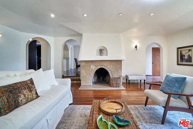 Living Room - North View - 1213 Hi Point St