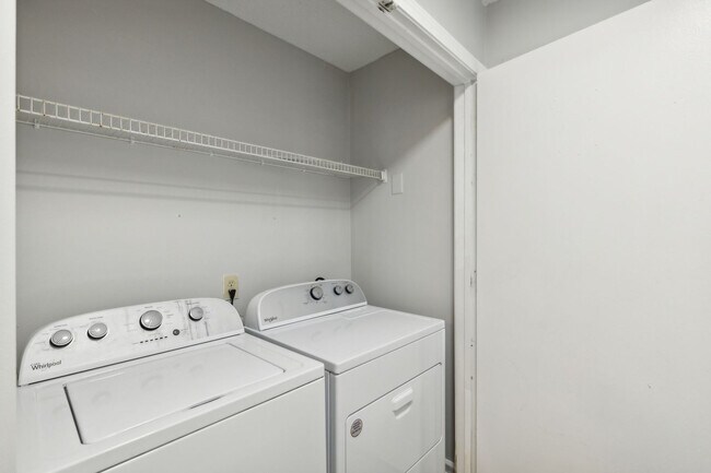 Building Photo - 3504 Carlson Bay Ct