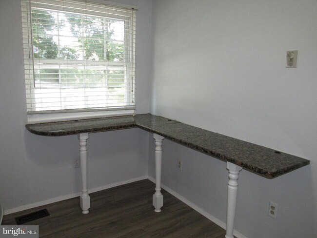 Building Photo - 4906 Berryhill Cir