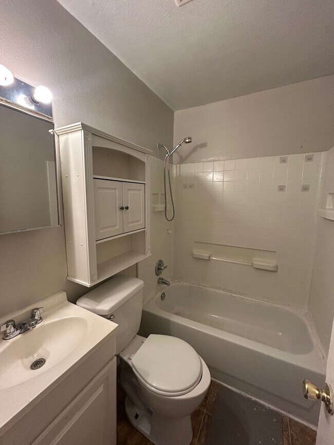 Primary Photo - Central Waco Home
