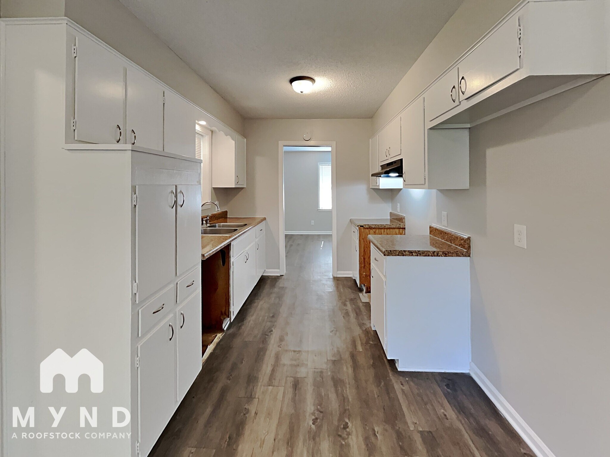 Building Photo - 5160 Rolling Meadows Dr