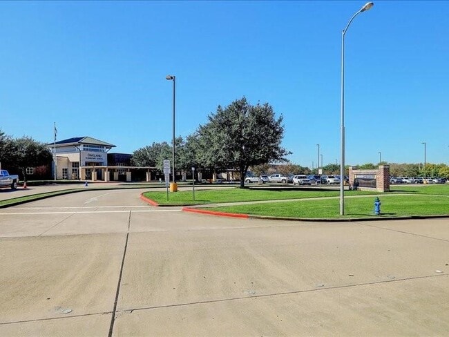 Building Photo - 1603 Lake Charlotte Ln