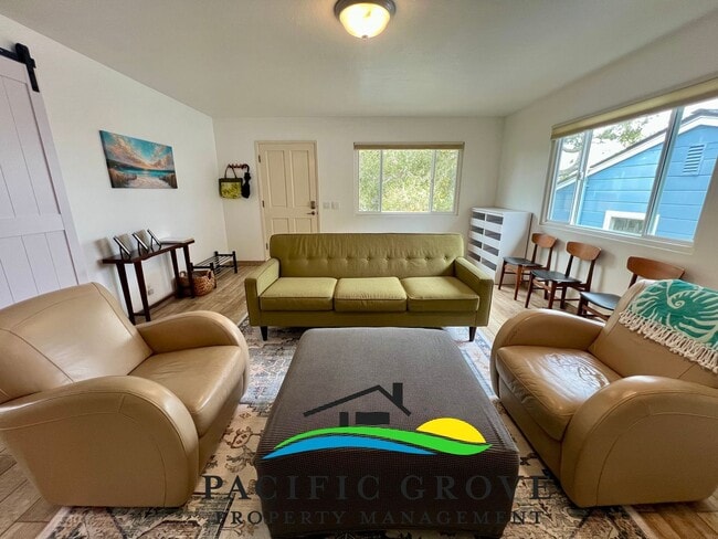 Building Photo - Furnished Single Family Home in Pacific Grove available NOW!