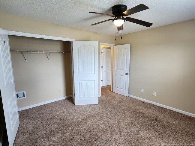 Building Photo - 931 Screech Owl Dr