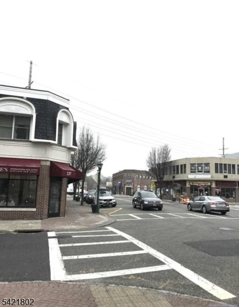 Building Photo - 237 Closter Dock Rd