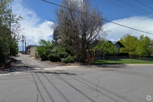 Building Photo - Mizel Apartments