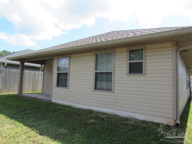 Building Photo - 279 Cottage View Dr