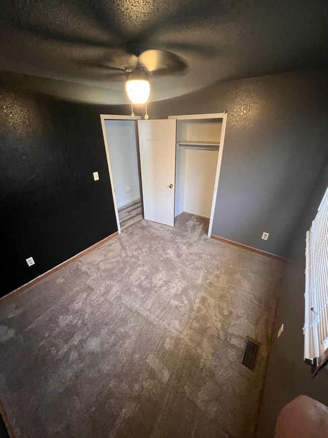 Building Photo - 3 Bedroom Single Family Home in Alamosa
