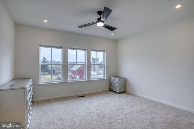 Building Photo - 345 Andrew Ct