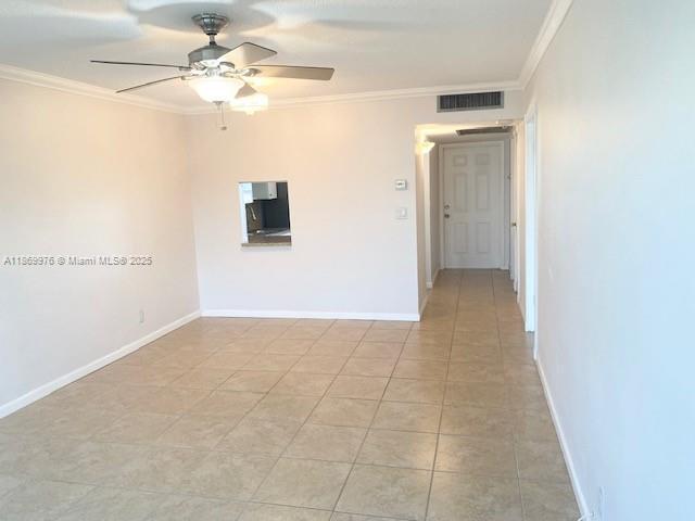 Building Photo - 2223 Park Ln