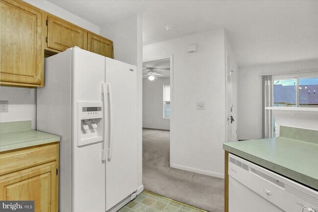 Building Photo - 119 Oriole Ct
