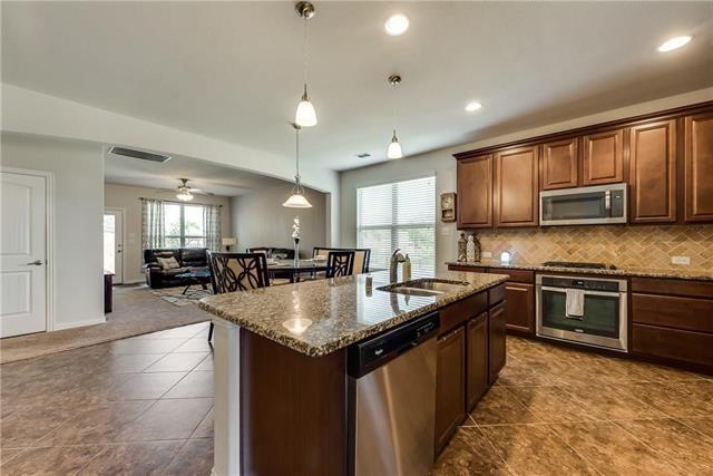 Building Photo - 1300 Poplar Dr