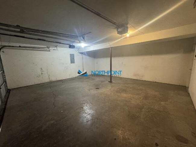 Building Photo - Spacious 3BR 2BA w/ Garage Parking • Large Backyard • Patio in Cameron