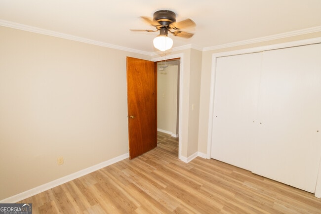 Building Photo - 107 Saxon Pl