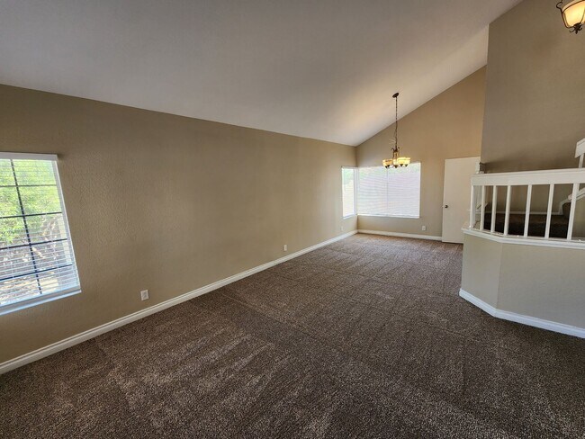 Building Photo - 6703 Dominion Ct