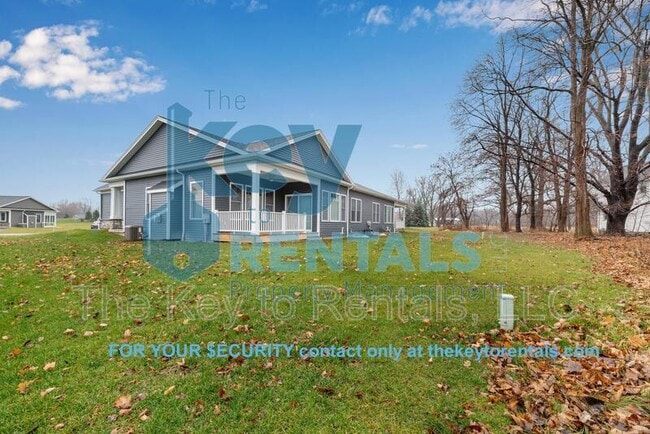 Building Photo - 1352 Creeks Edge Dr