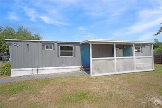 Building Photo - 26 Forest Dr