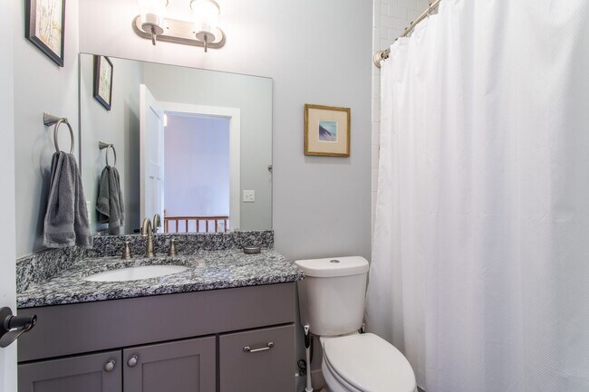 Building Photo - Fully Furnished