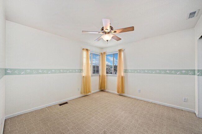Building Photo - Long Realty & Property Management - Big home. Big yard. Big vibes. 6 beds 4 baths 3,556 sq ft Aur...