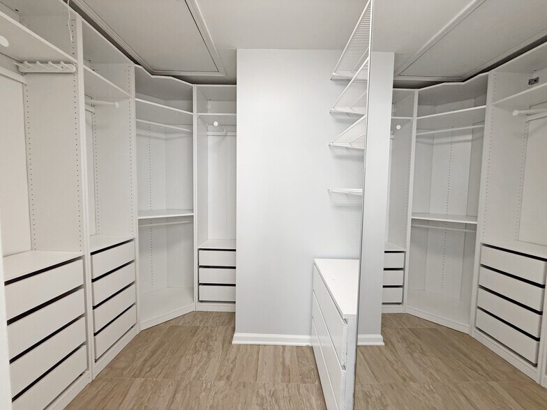 Building Photo - 11263 Musette Cir