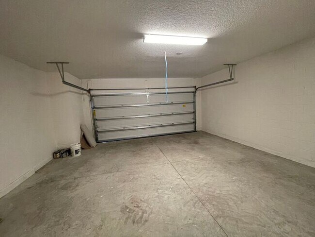 Building Photo - Wiregrass-5566 Sabal Drive St. Cloud, FL 34771
