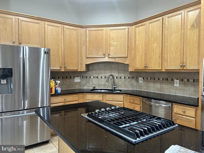 Building Photo - 42997 Kennerly Terrace