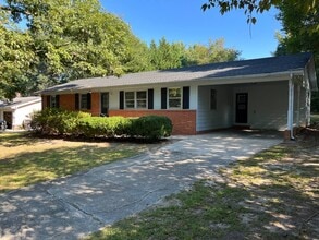 Building Photo - 302 Satterwhite Dr