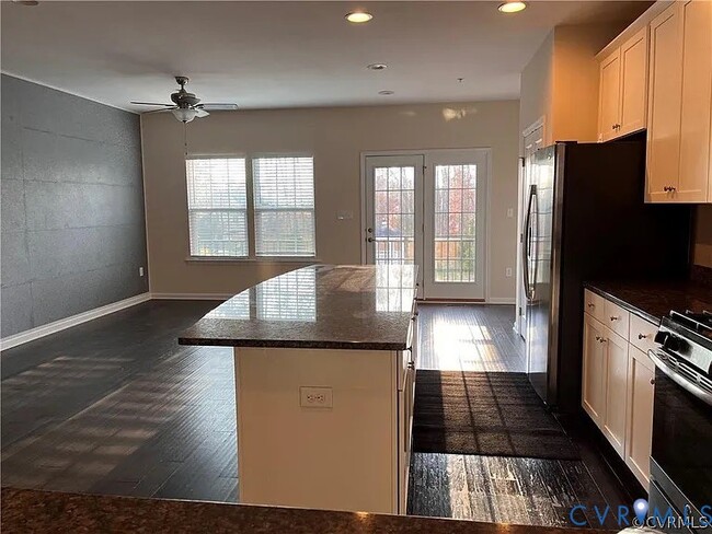 Building Photo - 11923 Shire Walk Ln