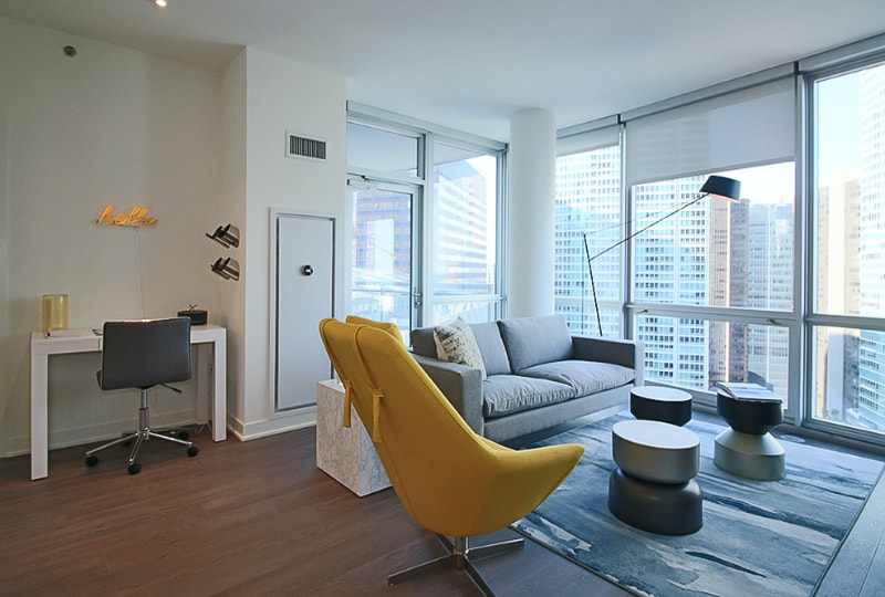 Building Photo - 455 N Park Dr